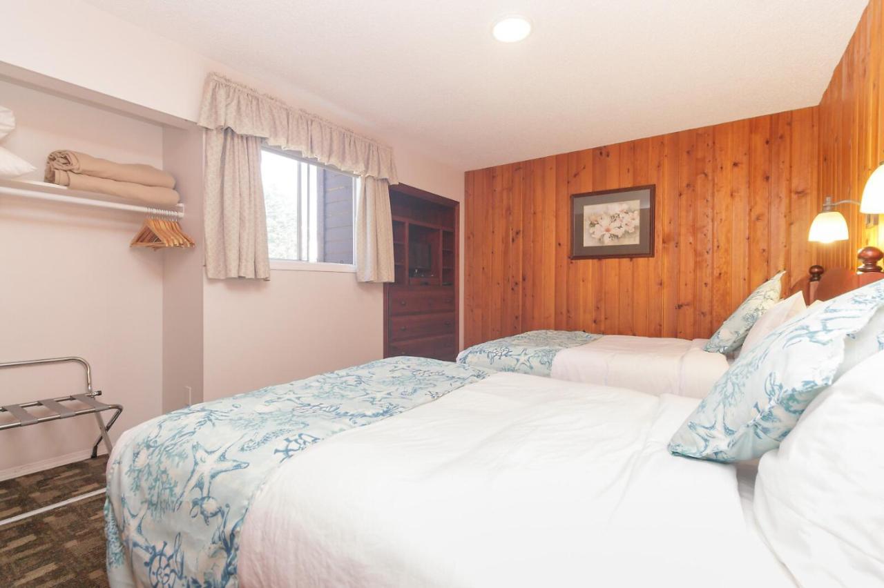 The Cedarwood Inn & Suites Sidney Ngoại thất bức ảnh